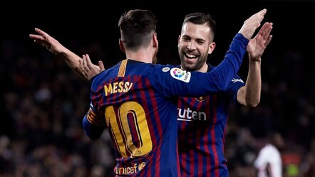 Barcelona'nın efsanesi futbolu bırakacağını açıkladı - Spor