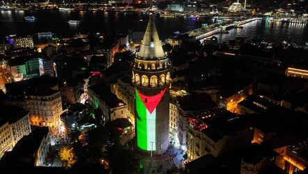 Galata Kulesi'ne Filistin bayrağı yansıtıldı - Gündem