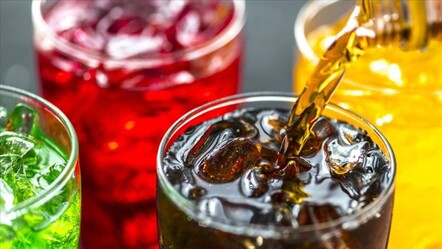 Bu içeceklerin bir kutusu bile karaciğer düşmanı! Sağlığınızı günden güne tüketiyor - Sağlık