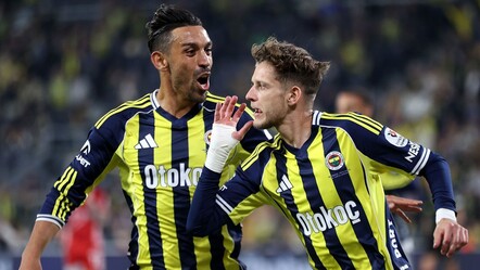 Fenerbahçeli yıldızdan ayrılık hamlesi: Transfer planı ortaya çıktı - Spor