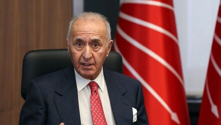 Hikmet Çetin kimdir, kaç yaşında, sağlık durumu nasıl? Eski CHP Genel Başkanı hastaneye kaldırıldı! - Haberler
