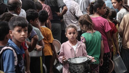 Gazze için yardım seferberliği: 170 bin ton gıda ve ilaç hazır! - Dünya