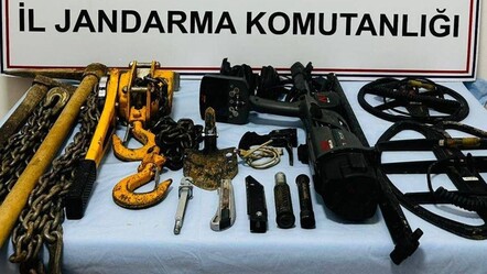 İhbara giden ekipler, ormanda 5 defineciyi suçüstü yakaladı - Gündem