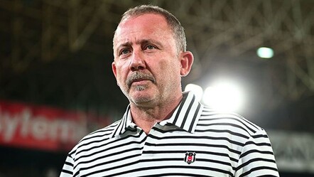 Beşiktaş'ta Serdal Adalı ile Sergen Yalçın arasında transfer zirvesi: Tüm planlar ocak için - Spor