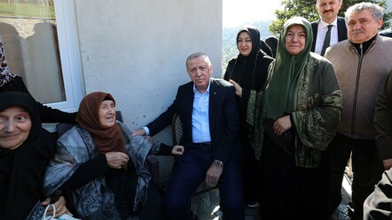 Cumhurbaşkanı Erdoğan'dan Rize'de komşu ziyareti - Gündem