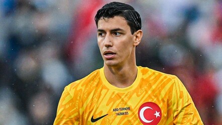 A Milli Takım'da şaşkına çeviren gelişme! Berke Özer haber vermeden kamptan ayrıldı - Spor