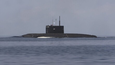 Atlantik’te tehlikeli yakınlaşma! Rus denizaltısı yeniden Fransa'da yüzeye çıktı - dunya