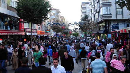 Emniyet'in raporu ortaya koydu! Bağcılar en az suç işlenen ilçelerden - 3. Sayfa