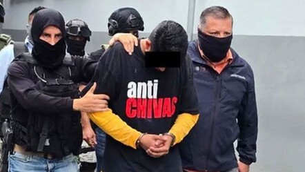 Futbol sahasında kan donduran olay: Rakibini döverek öldürdü, 1 yıl sonra tutuklandı - Spor