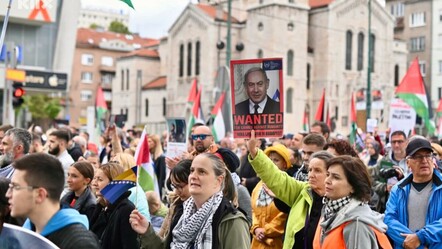 Meydanları terk etmeyin! "Netanyahu hesap vermeli" sloganları  - Gündem
