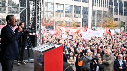 Özgür Özel Brüksel’den hayal kırıklığı ile döndü! - Politika