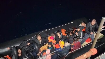 İzmir açıklarında 100'den fazla göçmen kurtarıldı! - 3. Sayfa