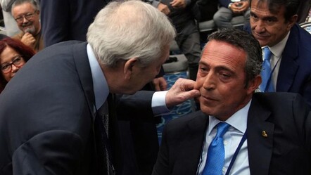 Fenerbahçe'de günün karesi! Aziz Yıldırım'dan Ali Koç: Beni unut - Spor