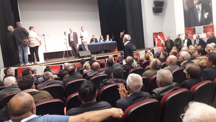 CHP kongresinde 'şaibe' iddiası! Kars'ta ortalık karıştı  - Gündem