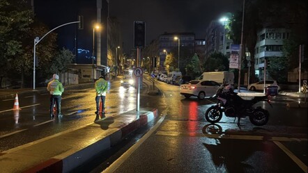 Yola çıkacaklar dikkat! İstanbul'da bazı yollar trafiğe kapatıldı - Gündem