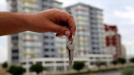 Bakanlık 7 ilde 319 konut ile 197 iş yerini satışa çıkardı! Peşin ödeyene indirim var - Ekonomi