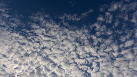 Deprem bulutları gerçek mi, nedir? Cirrocumulus bulutları merak ediliyor - Haberler