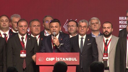 Özgür Çelik yeniden CHP İstanbul İl Başkanı seçildi - Gündem