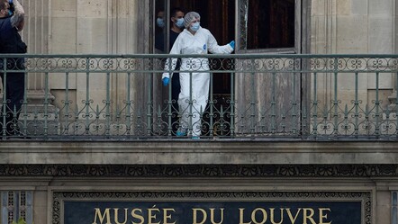 Soygun sonrası Louvre müzesi yeniden kapatıldı! - Dünya