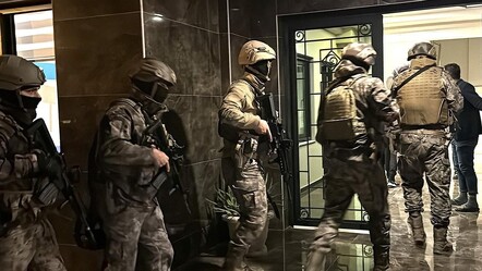10 ilde organize suç operasyonu! 3 suç örgütü çökerildi, 370 şahıs yakalandı - Gündem