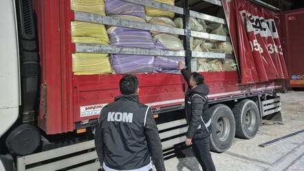 Kırşehir'de tonlarca kaçak tütün ele geçirildi - 3. Sayfa