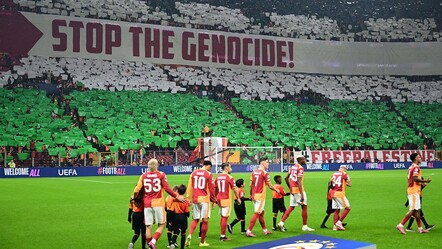 Galatasaray taraftarından Filistin'e destek koreografisi: Soykırımı durdurun - Spor