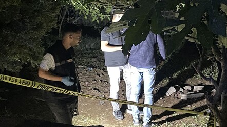 Çocukların kazdığı toprak dehşeti ortaya çıkardı! Yeni doğan bebeği caminin bahçesine gömdüler - 3. Sayfa