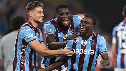 Trabzonspor evinde Eyüpspor'u yendi, üst üste dördüncü maçını kazandı! Şiddetli fırtına  - Spor