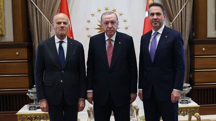 Cumhurbaşkanı Erdoğan, İtalya Milli Hidrokarbon Ajansı Başkanı Descalzi'yi kabul etti - Gündem