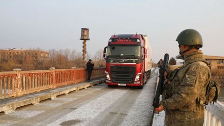 Ermenistan Başbakanı Paşinyan'dan Türkiye ve Azerbaycan açıklaması: Tır geçişine izin vermeye hazırız - Dünya