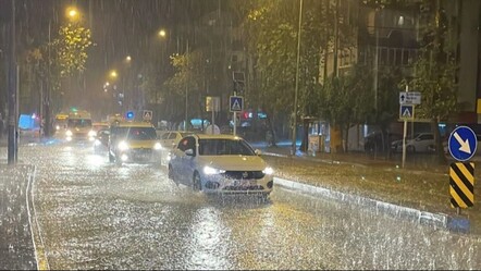 İçişleri Bakanlığı'ndan kuvvetli yağış uyarısı: Sel, su baskını, yıldırım, dolu bekleniyor! - Gündem