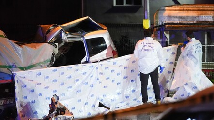 İstanbul'da polisten kaçan araç tıra çarptı! Ölü ve yaralı var - 3. Sayfa