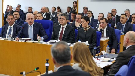 İyi Partili Usta'dan skandal sözler! Numan Kurtulmuş tepki gösterdi, salondan ayrıldı - Politika