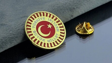 Milletvekillerine metal rozet! Altın fiyatı artınca tercihler değişti - Ekonomi