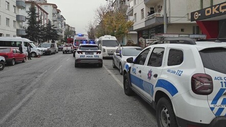 Kayseri'de yürekler ağza geldi! Kendini kilitlediği evi ateşe veren şahıs kurtarıldı - 3. Sayfa