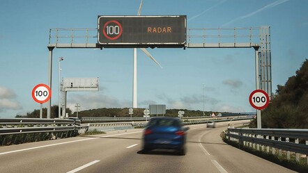 Bakan Uraloğlu, trafikte yeni dönemi duyurdu: Yaklaşık 33 bin hız levhası tek tek kaldırıldı - Gündem