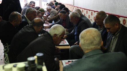 Bu çay ocağında tek bir oyun oynanıyor! Uğruna şehir dışından gelen bile var - Yaşam