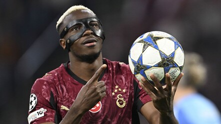 UEFA'dan Victor Osimhen'e büyük onur! Haaland, Kane ve Mbappe'yi solladı - Spor