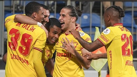 Göztepe, 3 puanı 3 dakikada aldı - Spor