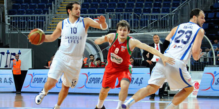 Banvit'in rakibi Anadolu Efes - BASKETBOL