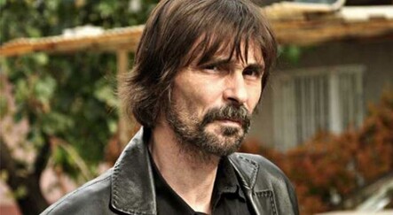 Erdal Beşikçioğlu: 'Ekranda kirleniyorum' - kultur-sanat