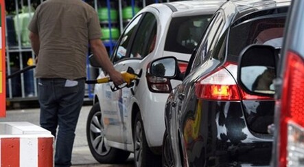 Elektrikli araçtan benzin çalmaya çalışınca akıma kapılıp öldü - gundem