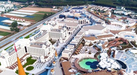Antalya’ya 4 milyar  liralık DIsneyland - dunya