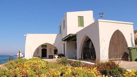 KKTC'de Sahabe Türbesi yanında kumarhaneli otel inşaatı sürüyor - kultur-sanat