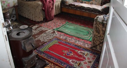 Ölüm yaşlı çifti secdede yakaladı - dunya