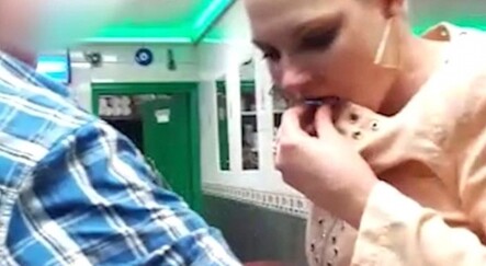 Akılalmaz kavga! Arkadaşının kulağını kopardı - dunya