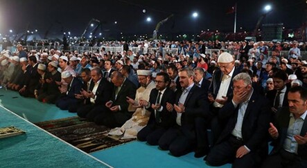 Yenikapı'da Enderun usulü teravih namazı kılındı - kultur-sanat