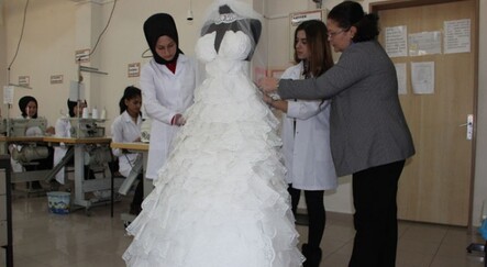 Kağıt atıklardan gelinlik yaptılar - gundem