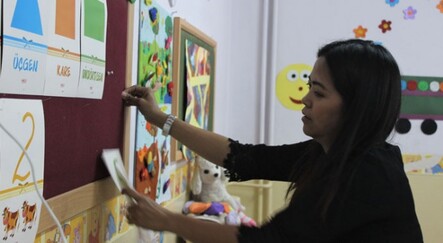 Filipinler'den gelin geldi, dağ ilçesinde gönüllü İngilizce öğretiyor - dunya