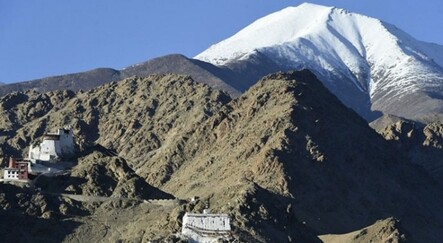 Çin, Himalayalar'da geri adım atıyor - dunya